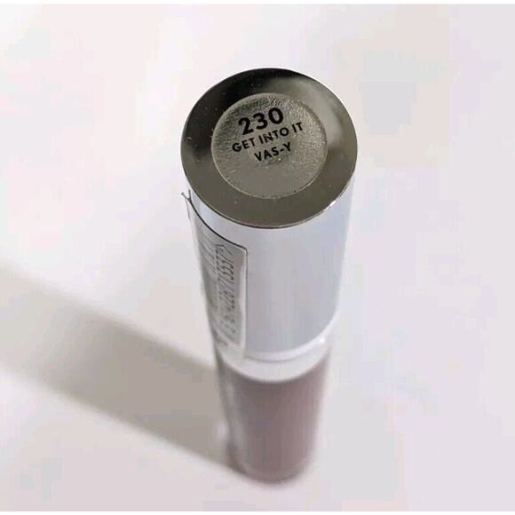 4/$20 CoverGirl Melting Pout Vinyl Liquid Lipstain Lipstick - 230 Get Into It - Picture 4 of 7